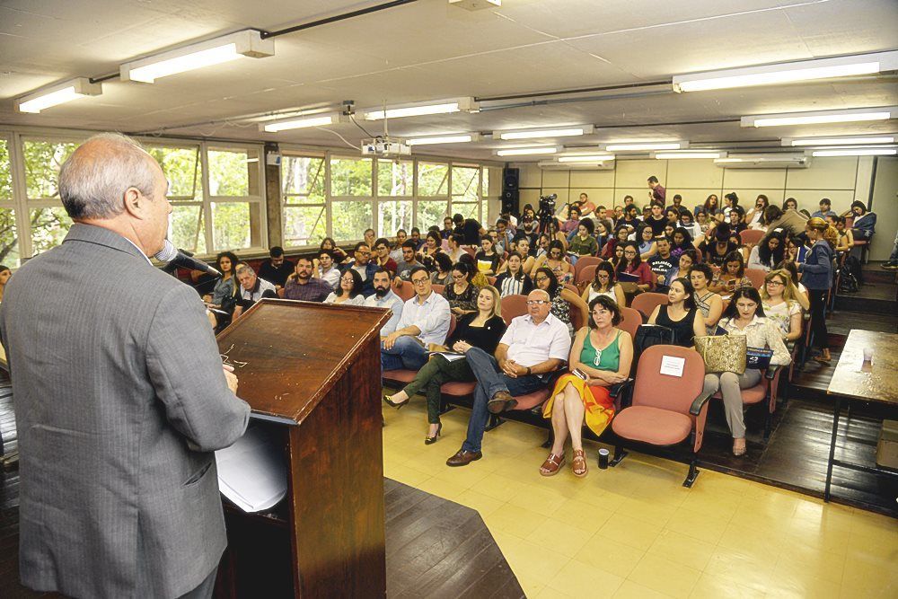 Wilson Bueno abre 3º Seminário Comunicação Pública e Cidadania